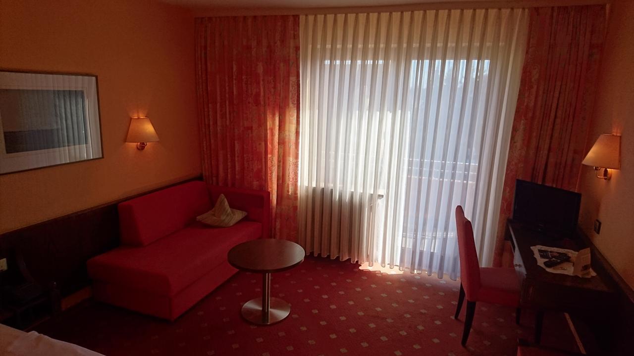 טובינגן Hotel Am Schoenbuchrand מראה חיצוני תמונה